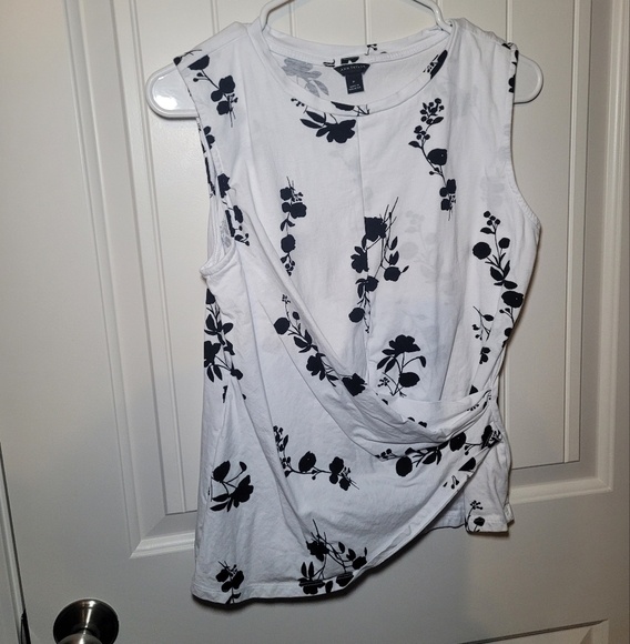 Ann Taylor blouse size medium 100 % cotton - Picture 1 of 7